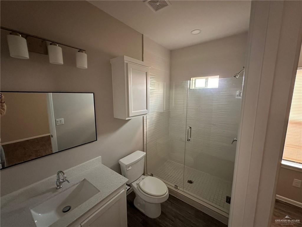 Photo 5 of 1308 Valle Vista Street