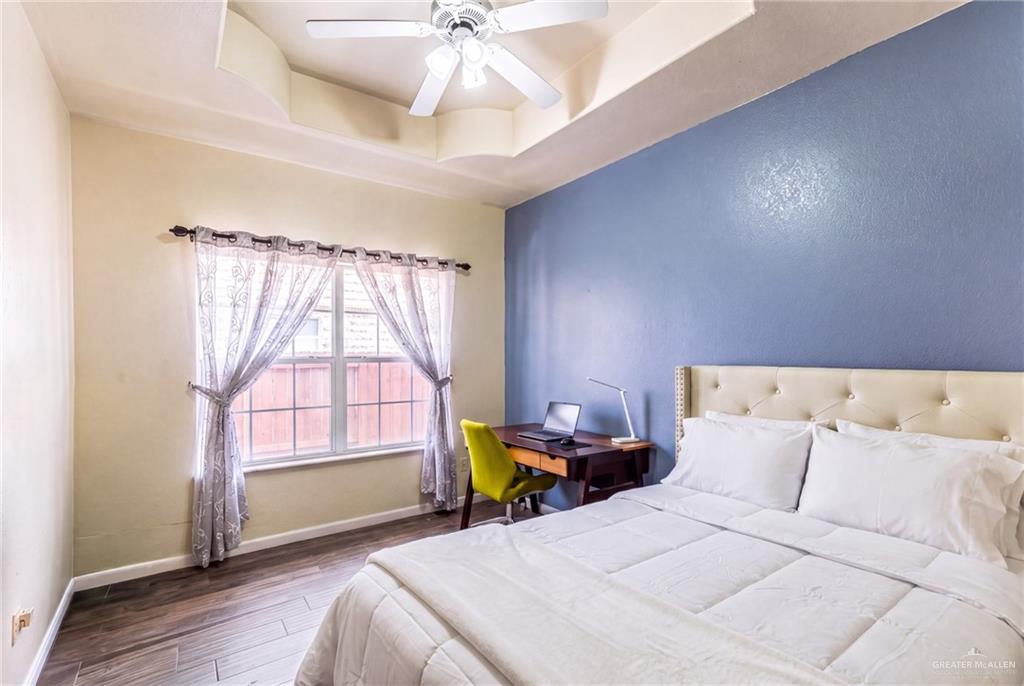 Photo 12 of 2300 Pelican Avenue