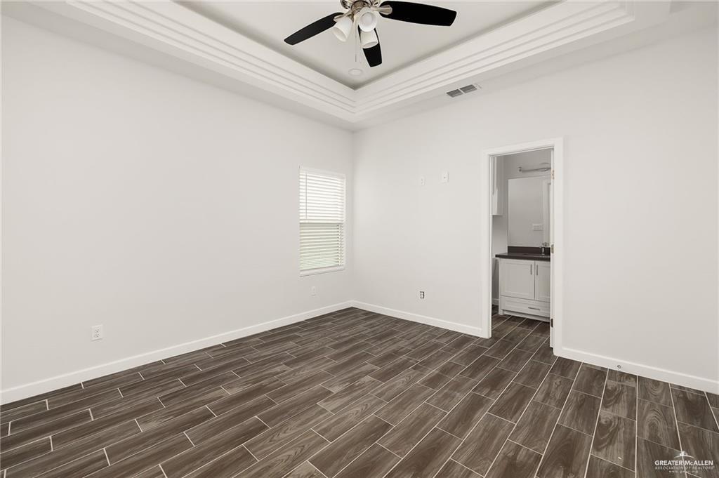 Photo 10 of 1322 Beverly Avenue