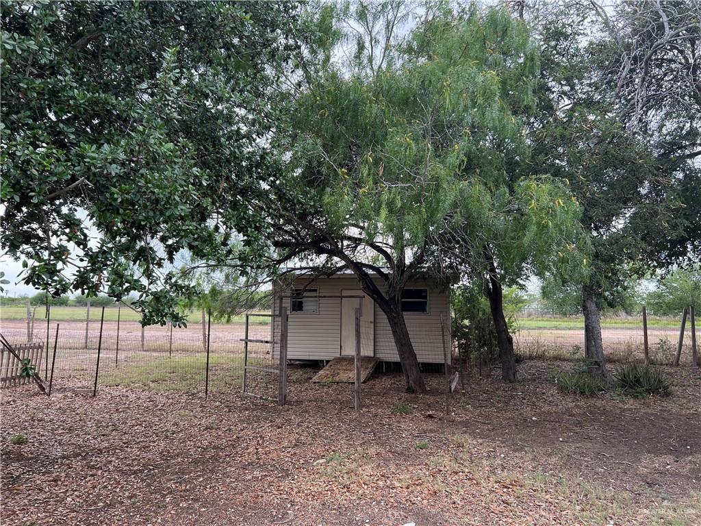 Photo 9 of 14735 Trosper Road