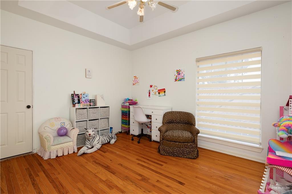 Photo 29 of 408 Newport Lane