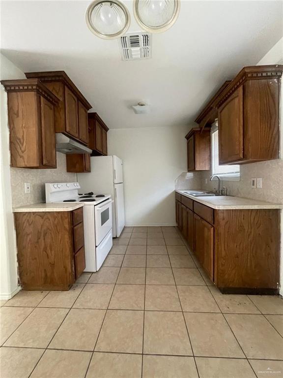 Photo 7 of 1806 Ironwood Street