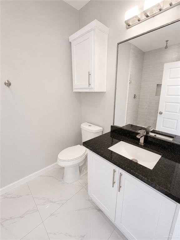 Photo 15 of 5900 Northwestern Avenue #3