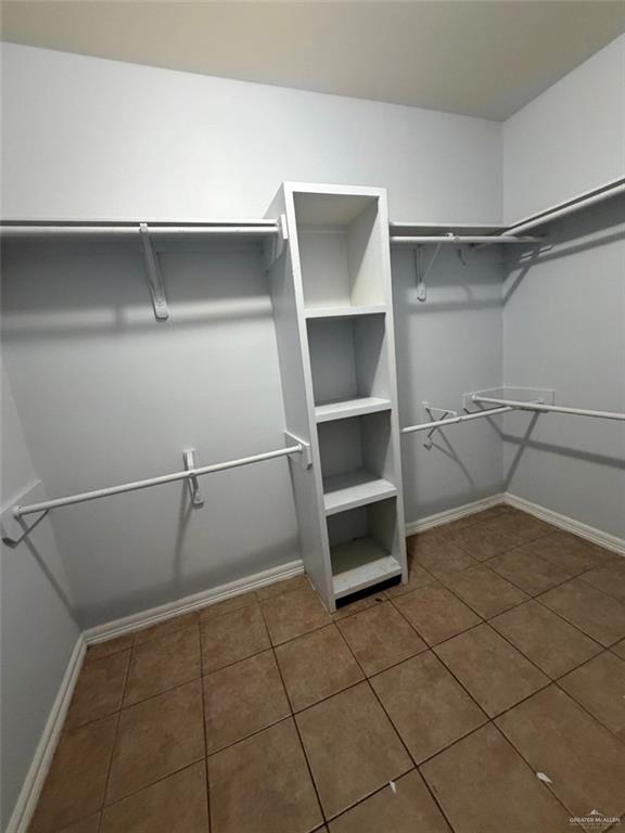 Photo 6 of 3326 Tulipan Avenue