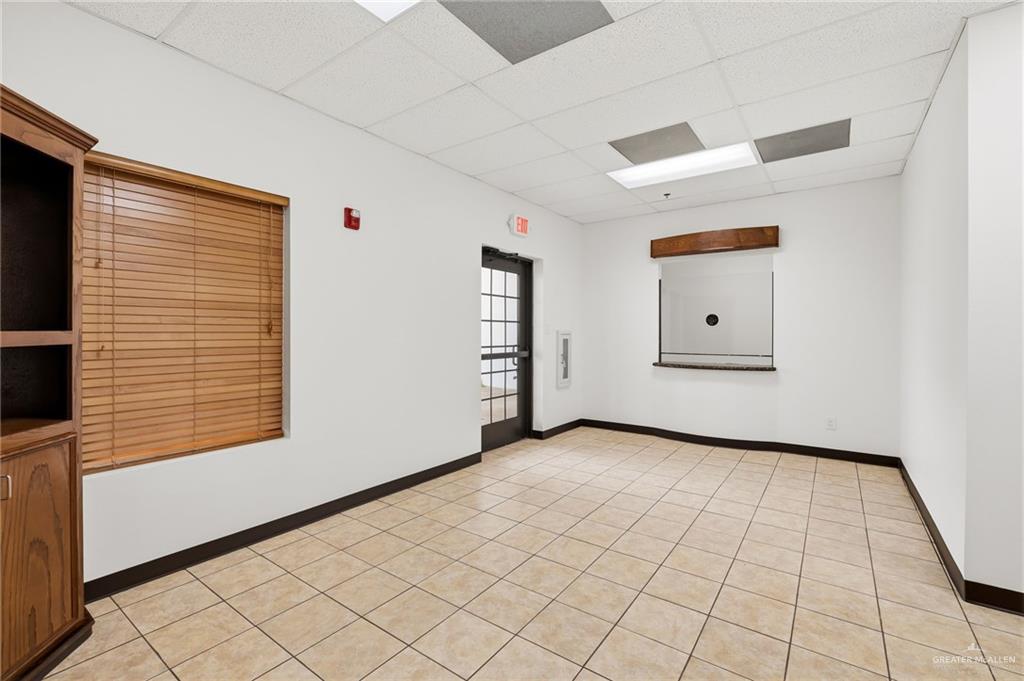 Photo 5 of 1022 Griffin Parkway #104 B