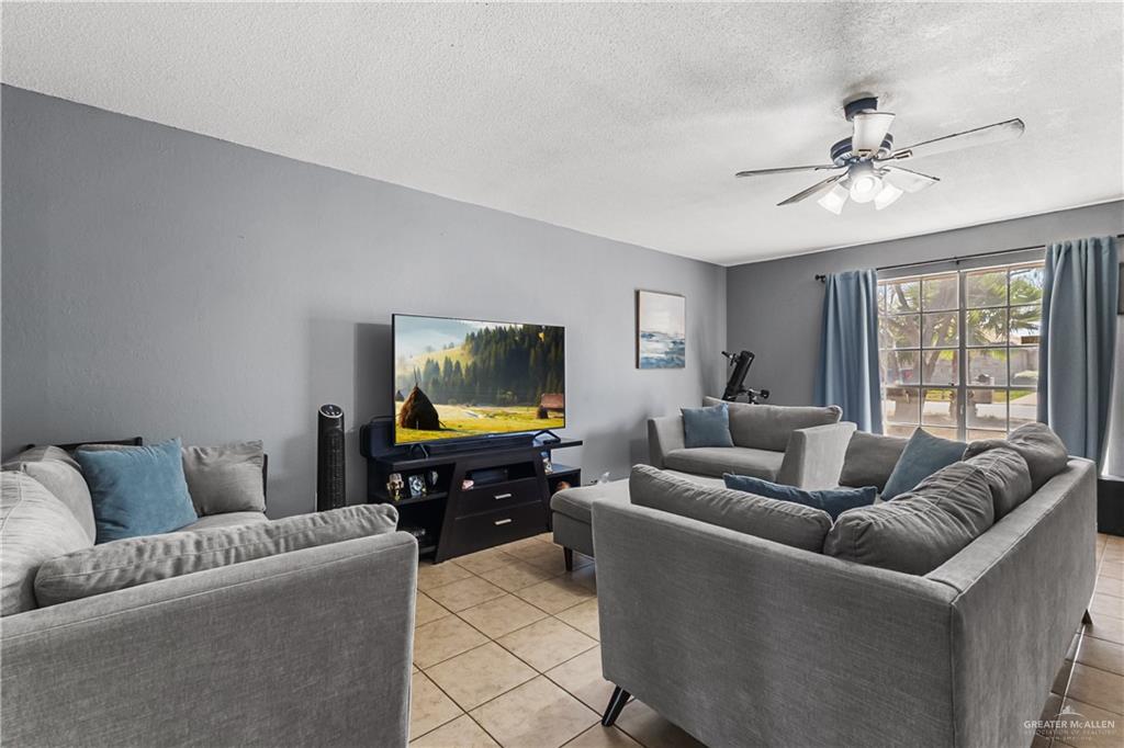 Photo 18 of 513 Upas Avenue