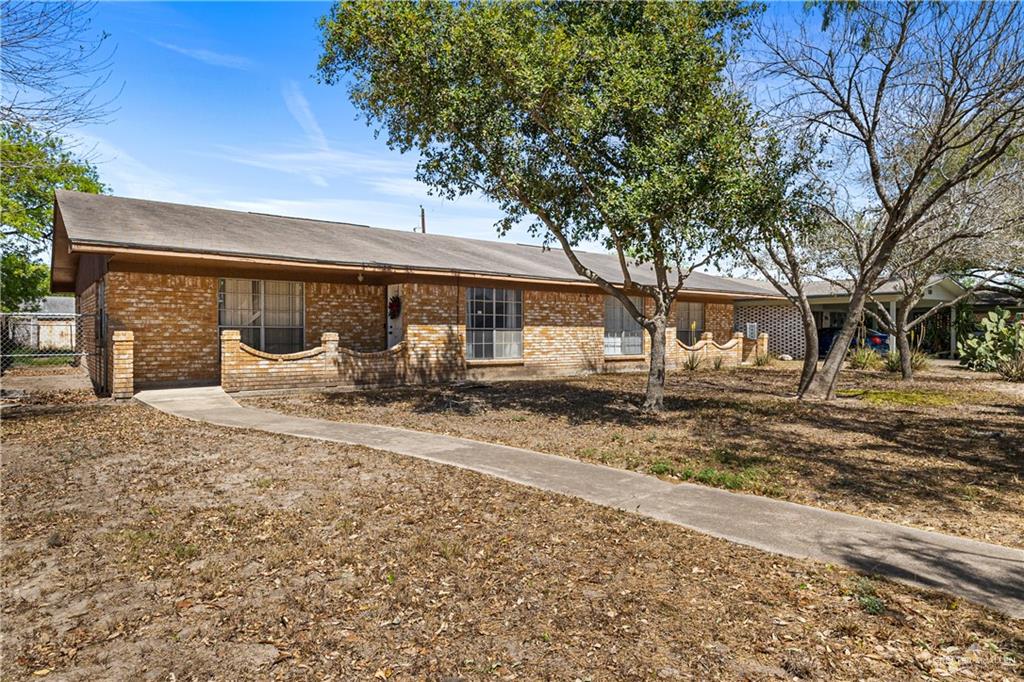 Photo 2 of 513 Upas Avenue