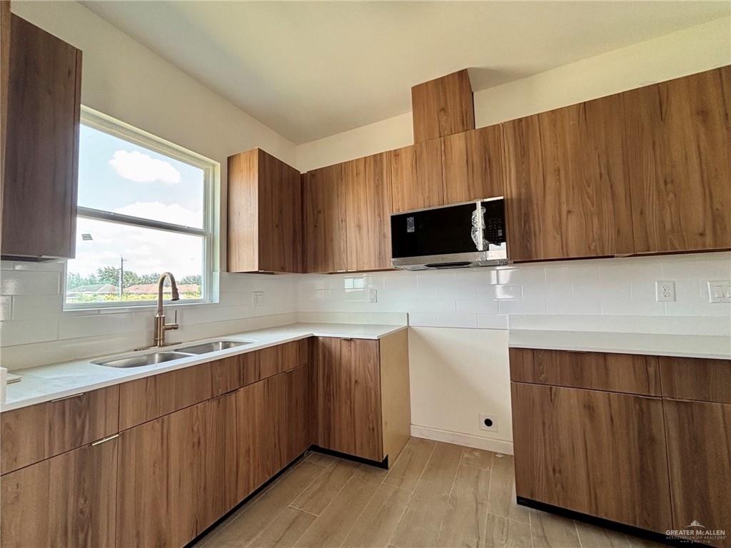Photo 4 of 305 Laramie Drive #D