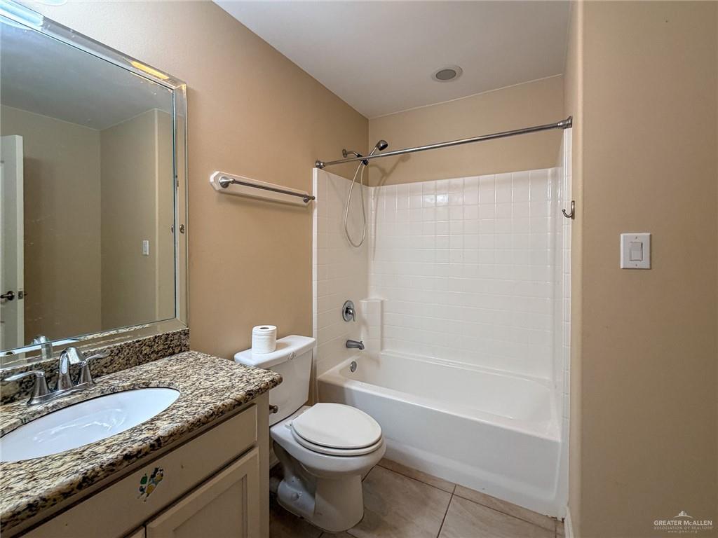 Photo 15 of 1709 Stanford Avenue