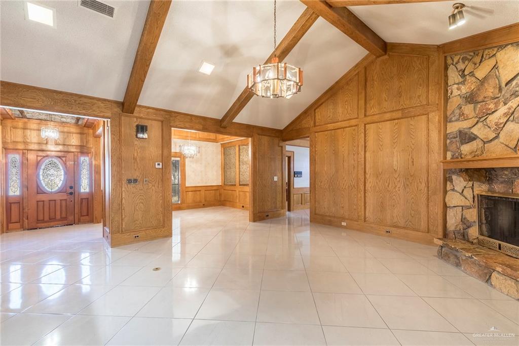Photo 9 of 305 Cardinal Avenue