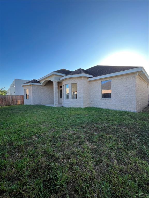 Photo 22 of 304 Mockingbird Avenue