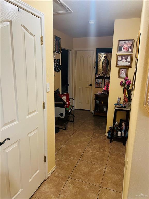 Photo 6 of 2349 Elaine Street