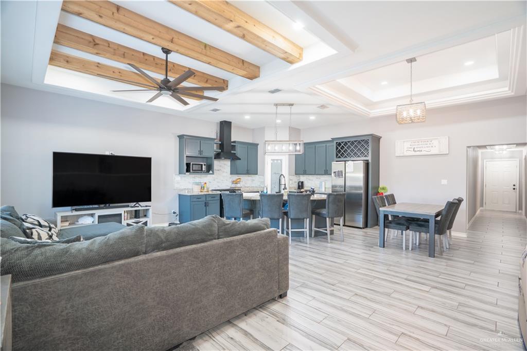 Photo 6 of 334 Ciro Caceres Avenue