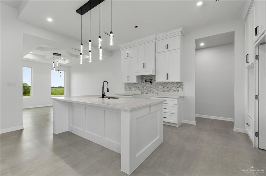 Photo 13 of 526 Oriole Drive