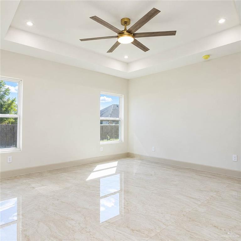 Photo 10 of 706 Nogales Street