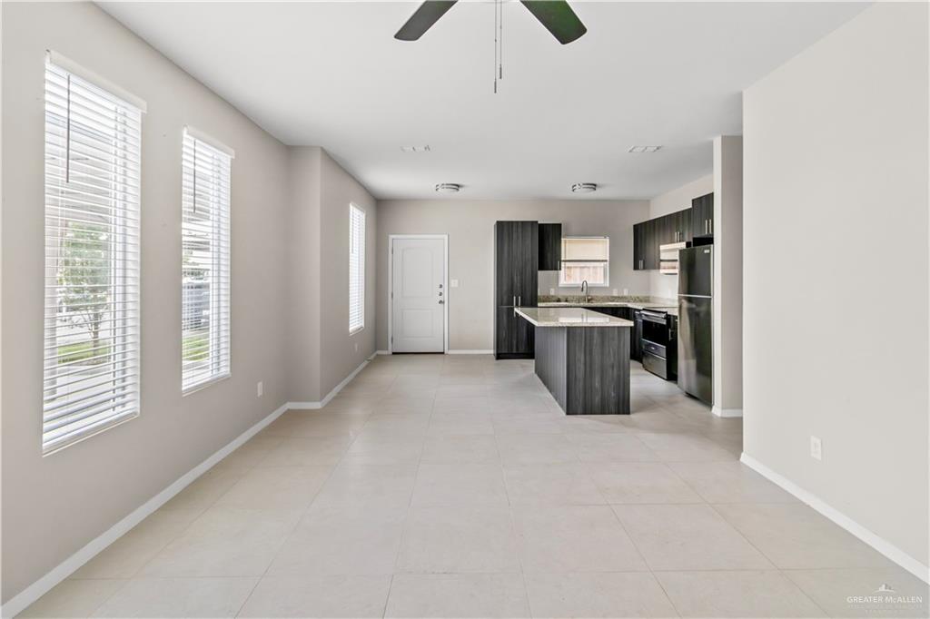 Photo 4 of 1405 Alta Vista Drive #1