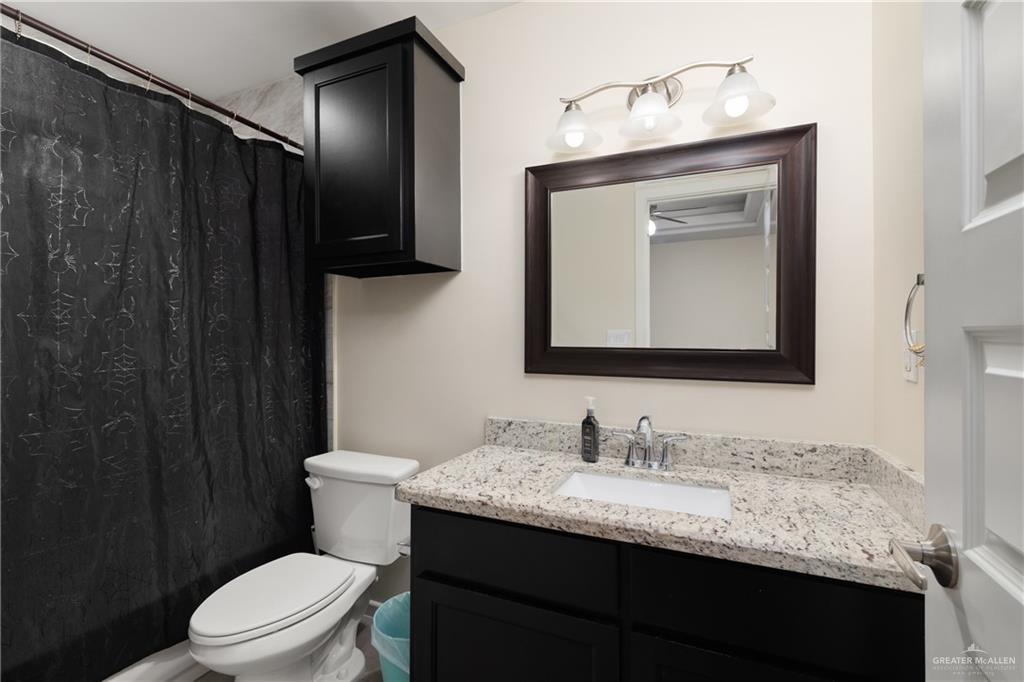 Photo 9 of 1407 Combes Avenue