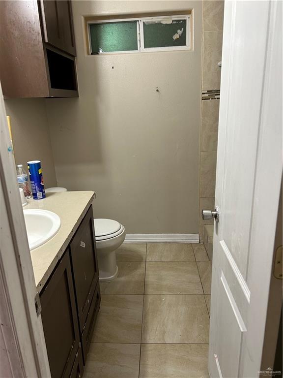Photo 13 of 703 Linares Street