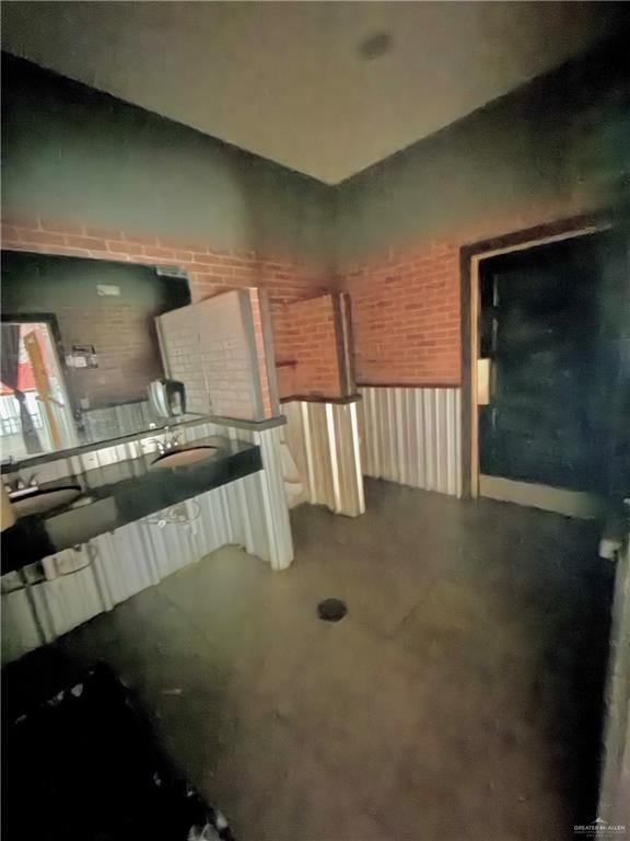 Photo 15 of 2405 University Drive #C