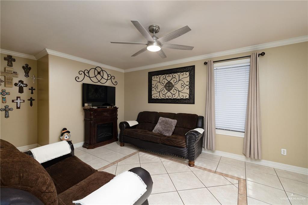 Photo 5 of 1504 Garcia Street
