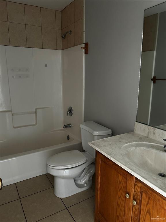 Photo 9 of 2901 Whitewing Avenue #5
