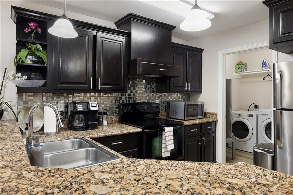 Photo 9 of 213 49th Street #4
