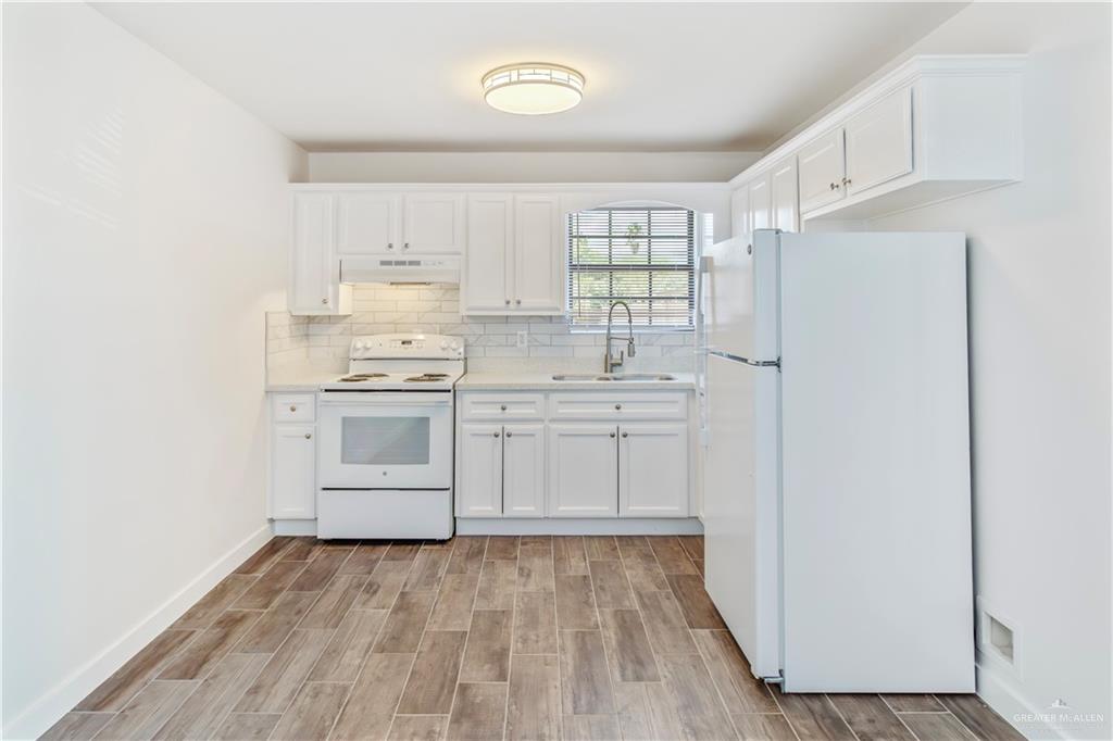 Photo 3 of 1408 Pine Street #A