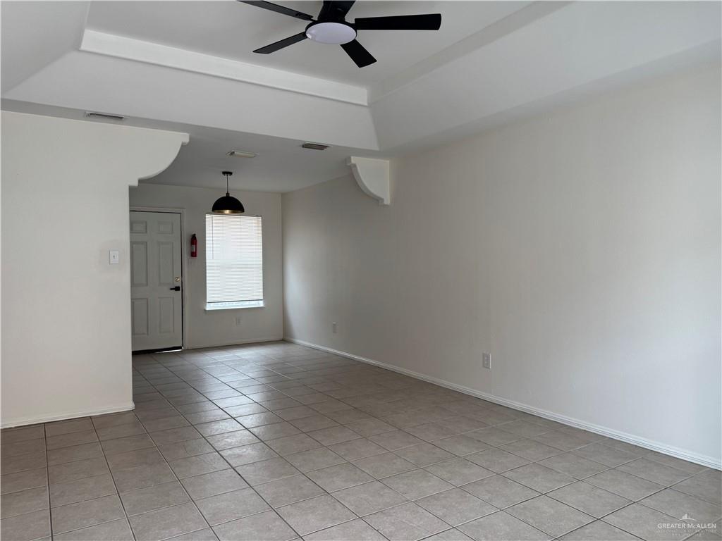 Photo 2 of 512 Upas Avenue #3
