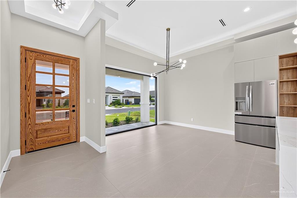 Photo 9 of 2621 Hatfield Avenue