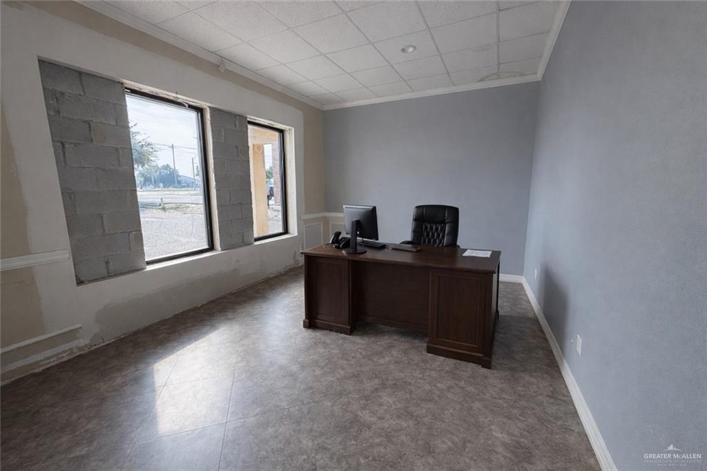 Photo 2 of 3509 University Drive #A