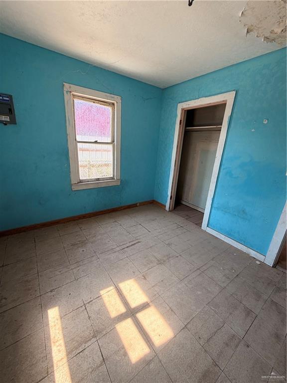 Photo 12 of 707 San Zeferino Street
