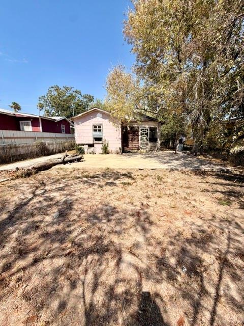 Photo 16 of 707 San Zeferino Street