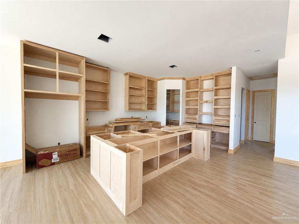 Photo 5 of 1801 Oak Court