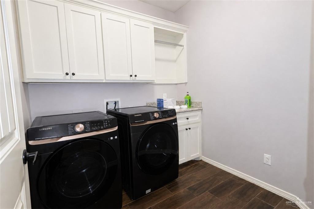 Photo 17 of 5305 Ginko Drive