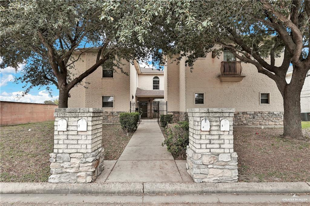 Photo 1 of 2102 Kimberly Lane #4, Edinburg