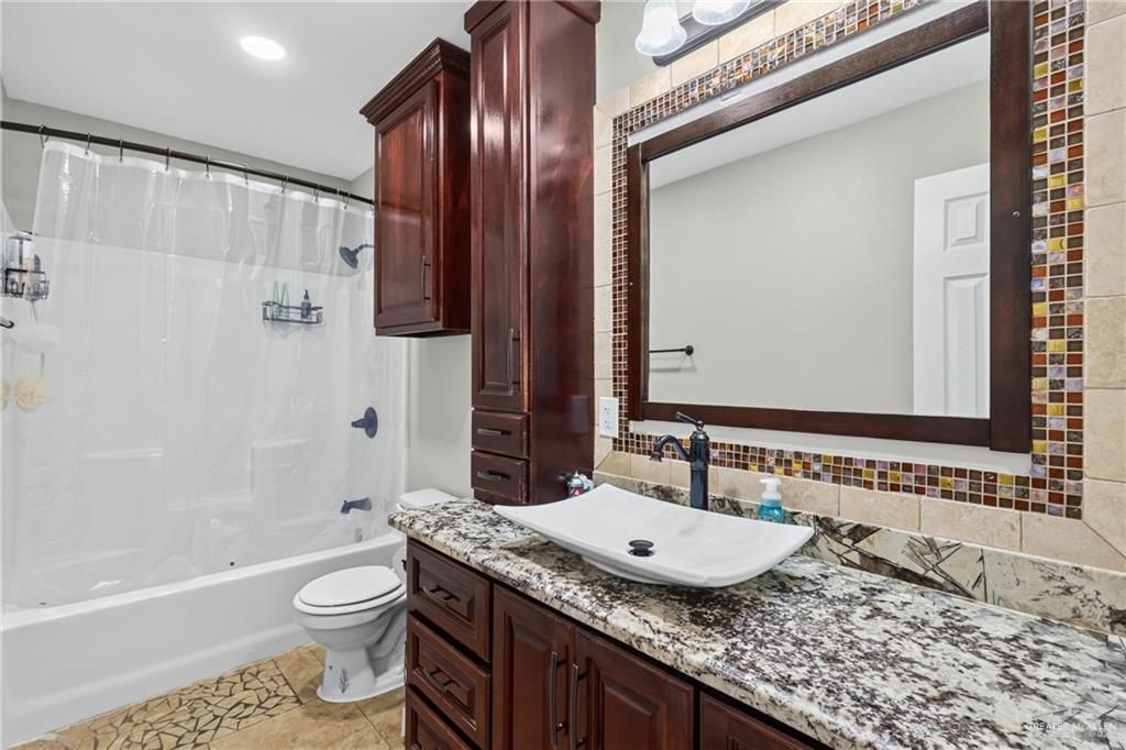 Photo 12 of 507 Paisano Lane