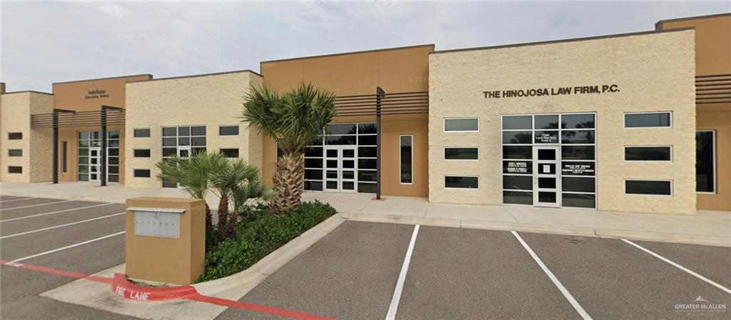 Photo 2 of 1508 Lonestar Way #4C