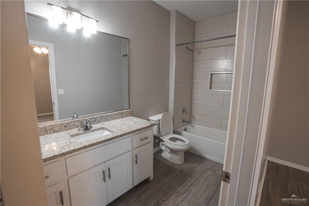 Photo 7 of 2108 Stauffer Street #3