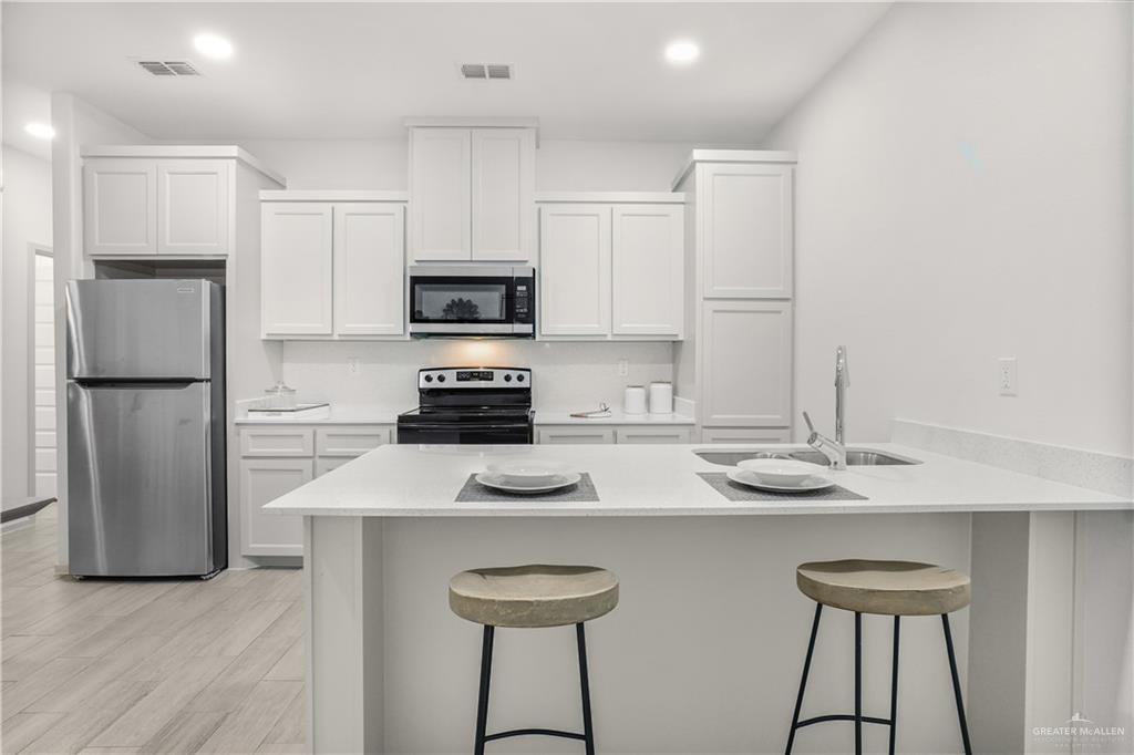 Photo 14 of 1501 Shavano Drive #3
