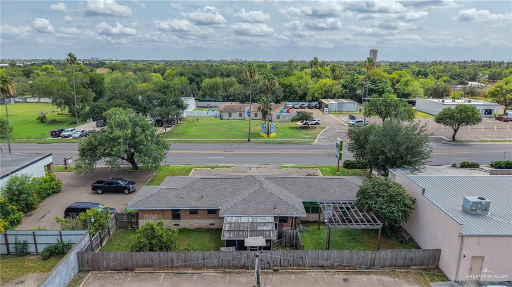 Photo 2 of 500 Pecan Boulevard