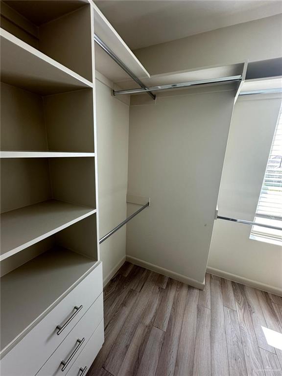 Photo 14 of 410 Newport Avenue #3