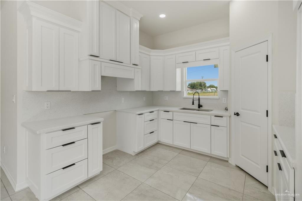 Photo 6 of 219 17th Street