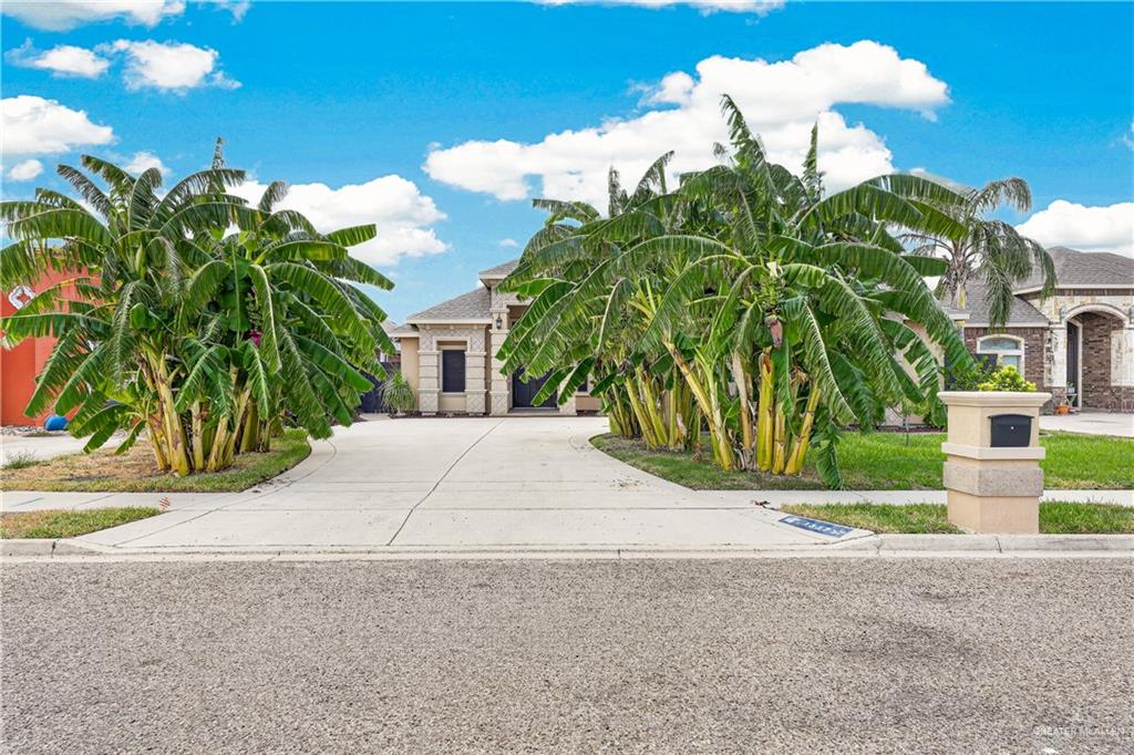 Photo 2 of 1337 Loretta Lynn Drive
