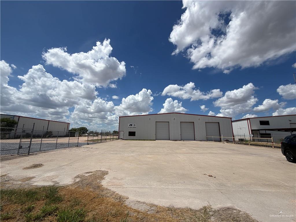 Photo 4 of 4501 US Highway 281