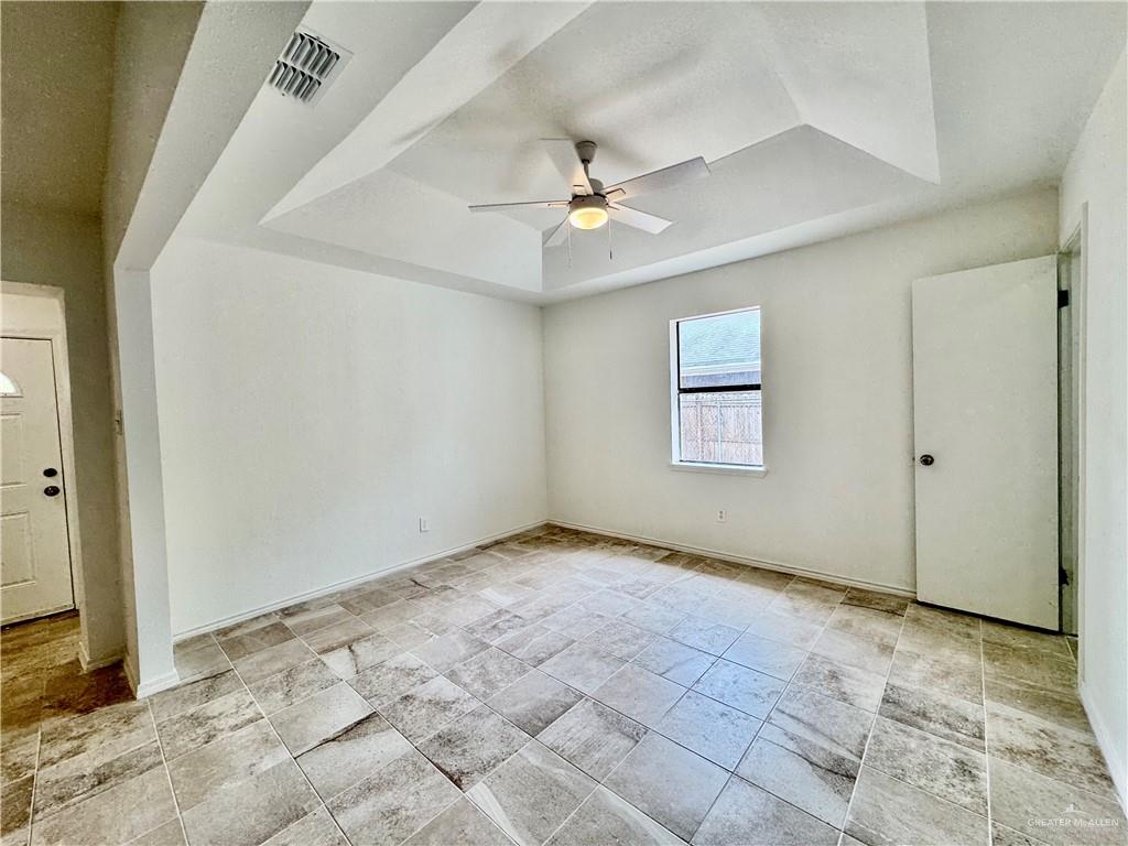 Photo 12 of 106 Aldrin Street