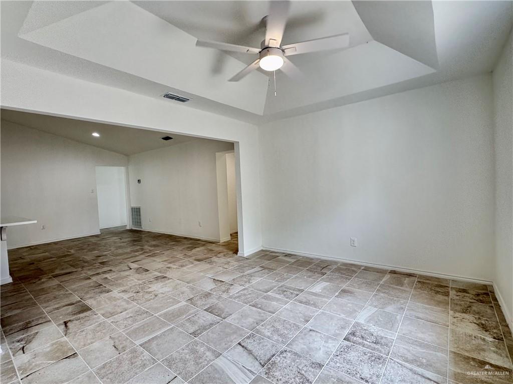 Photo 14 of 106 Aldrin Street