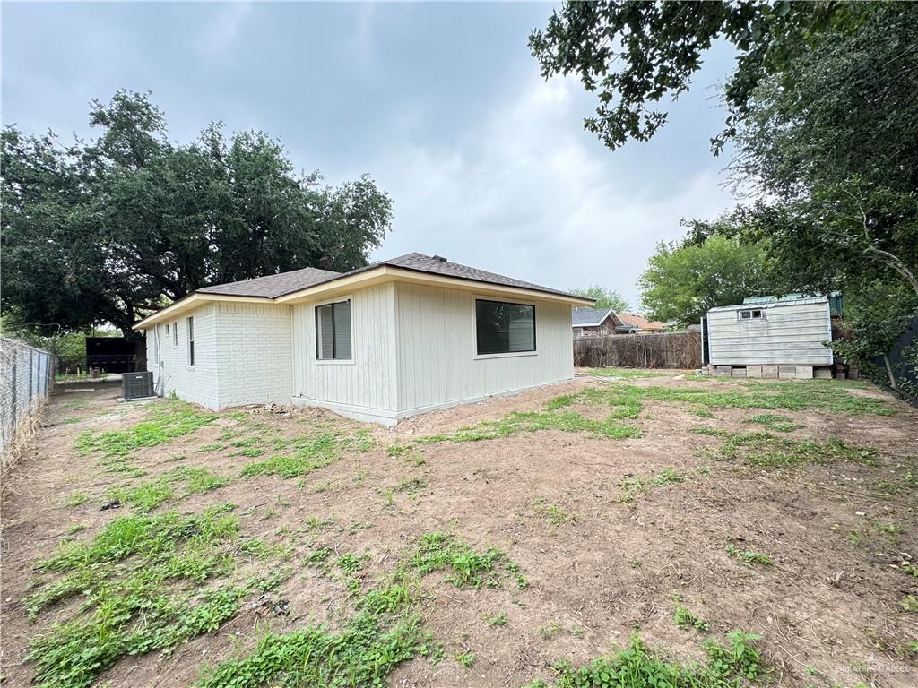 Photo 32 of 106 Aldrin Street