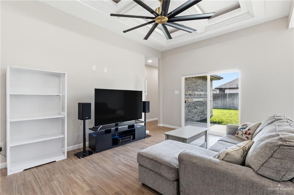 Photo 3 of 5933 Rayo Del Sol Street