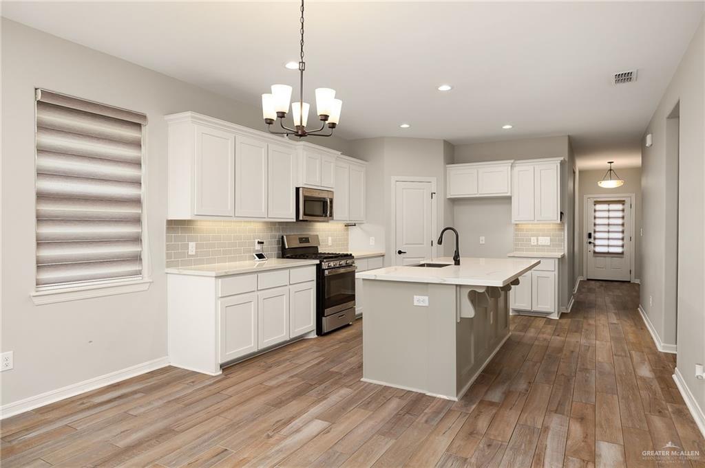 Photo 16 of 1403 Sonador Drive