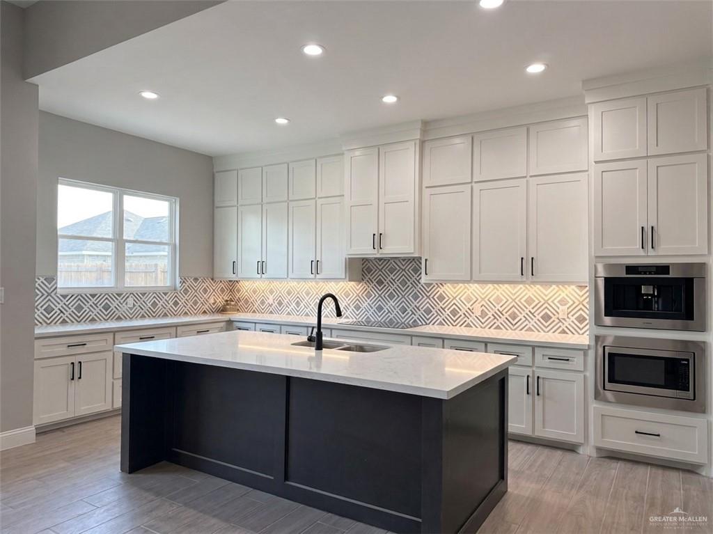 Photo 3 of 3905 Zenker Avenue